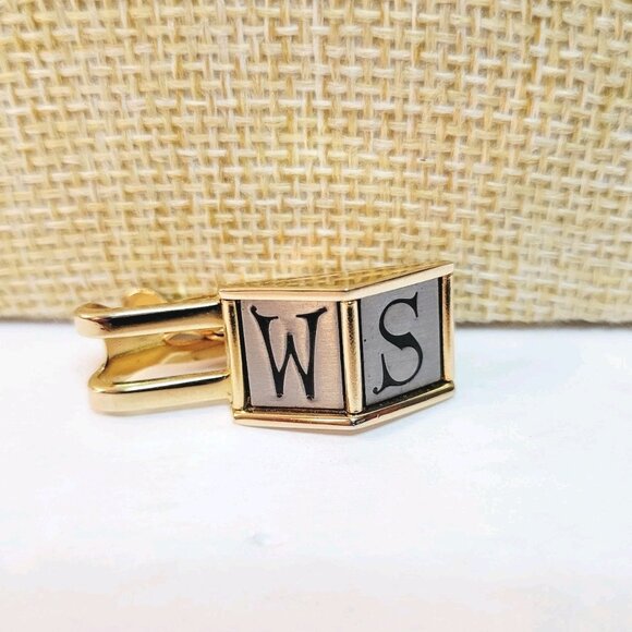 Vtg Hickock USA Mini Box Letters W S Monogram Gold Black Tone Tie Clip - Picture 1 of 3